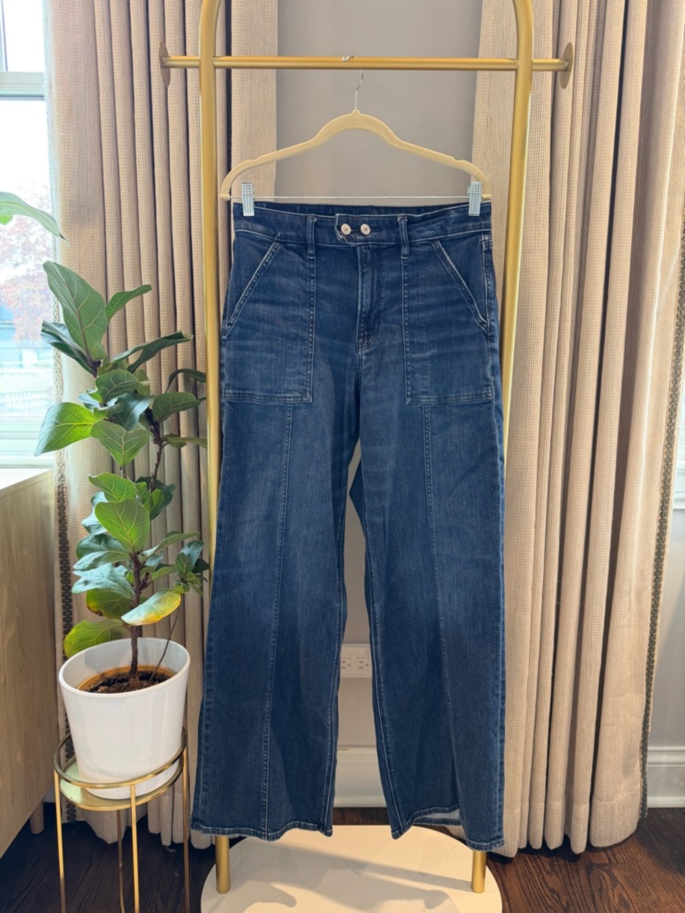 American Eagle Women’s Dark Blue Super High Rise Baggy Wide Leg Jeans Dark Blue